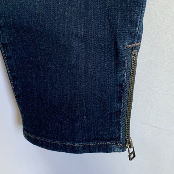 Victoria’s Secret Dark Blue Cropped Jeans with Zippers - Picture 5 of 8